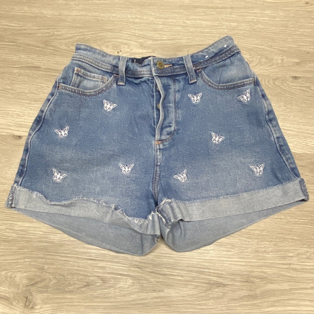 Hollister Butterfly Embroidered Ultra High-Rise Mom Shorts Blue Denim Sz 25